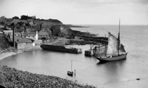 Crail Harbour in 1890.