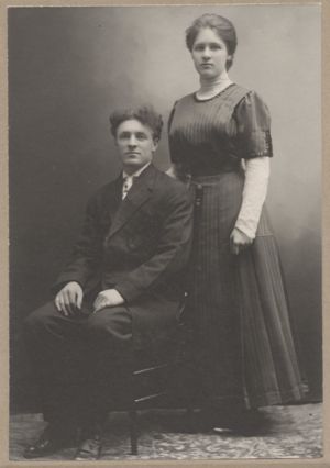 McCauley and Mabel (Swick) Porter about 1910