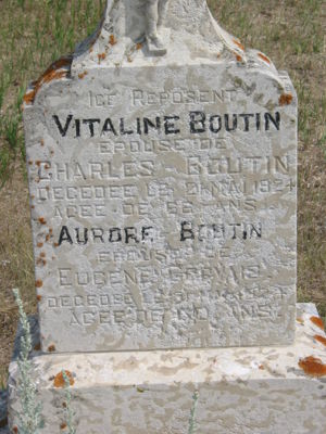 Vitaline and Aurore Boutin's gravestone